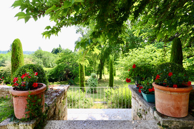 French property for sale in Bellevigne, Charente - €550,000 - photo 7