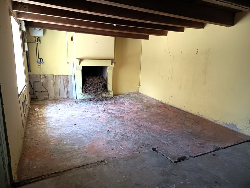 French property for sale in Scrignac, Finistère - €41,600 - photo 1