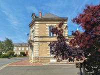 Maison à vendre à Scorbé-Clairvaux, Vienne - 199.000 € - photo 1