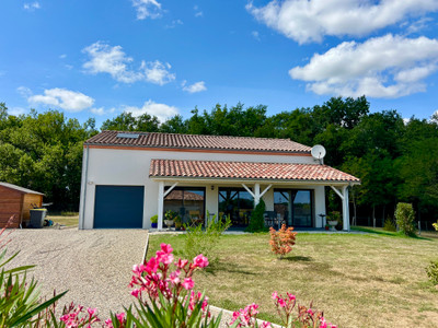 Maison à vendre à Miramont-de-Guyenne, Lot-et-Garonne, Aquitaine, avec Leggett Immobilier