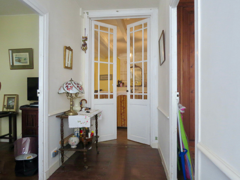 French property for sale in Taillebourg, Charente-Maritime - €136,250 - photo 2