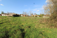 Terrain à vendre à Nieuil, Charente - 20.000 € - photo 2