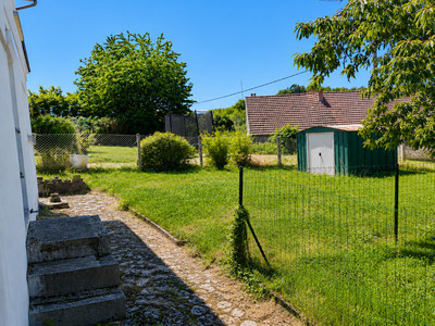 French property for sale in Guéret, Creuse - €200,000 - photo 4