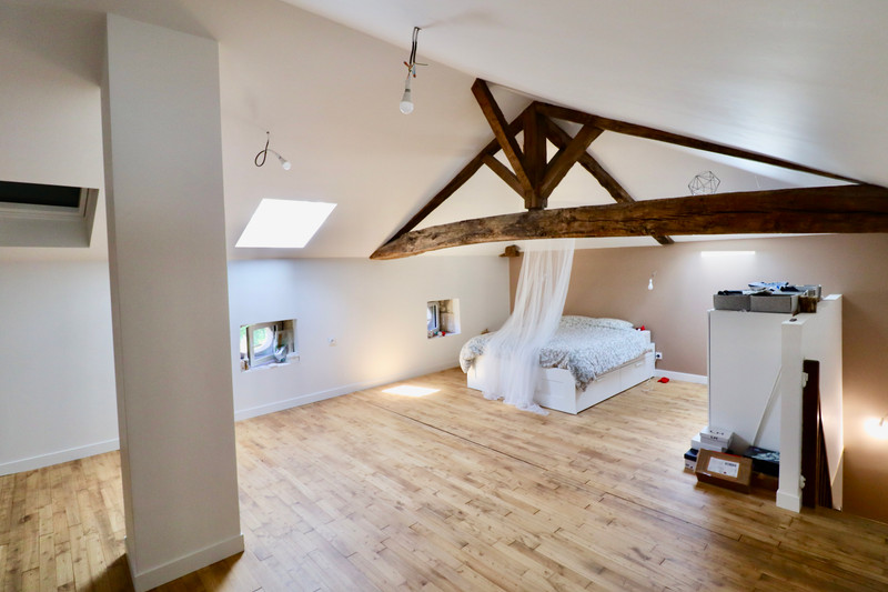 French property for sale in Marthon, Charente - €299,975 - photo 4