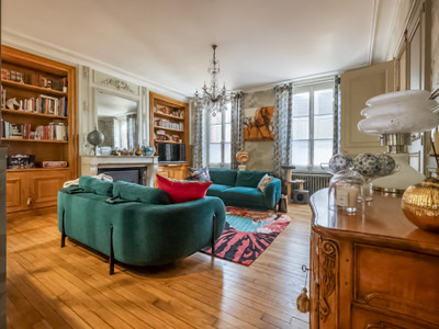 French property for sale in L'Aigle, Orne - €673,000 - photo 2