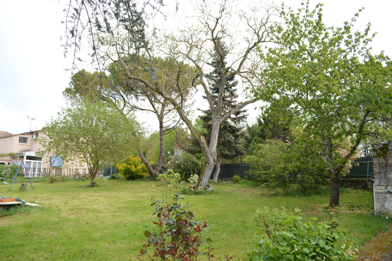 French property for sale in Hautefage-la-Tour, Lot-et-Garonne - €381,600 - photo 2