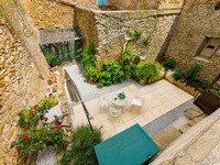 Propriété à vendre à Neffiès, Hérault - 335 000 € - photo n°1