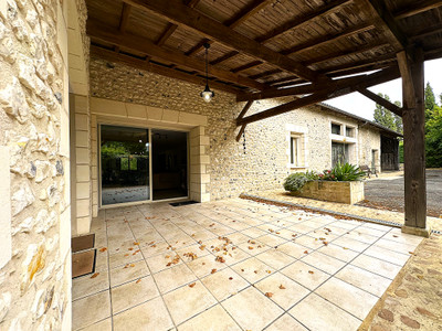 French property for sale in Trélissac, Dordogne - €371,000 - photo 2