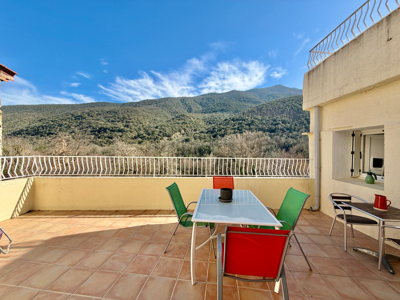 French property for sale in Estoher, Pyrénées-Orientales - €230,000 - photo 0