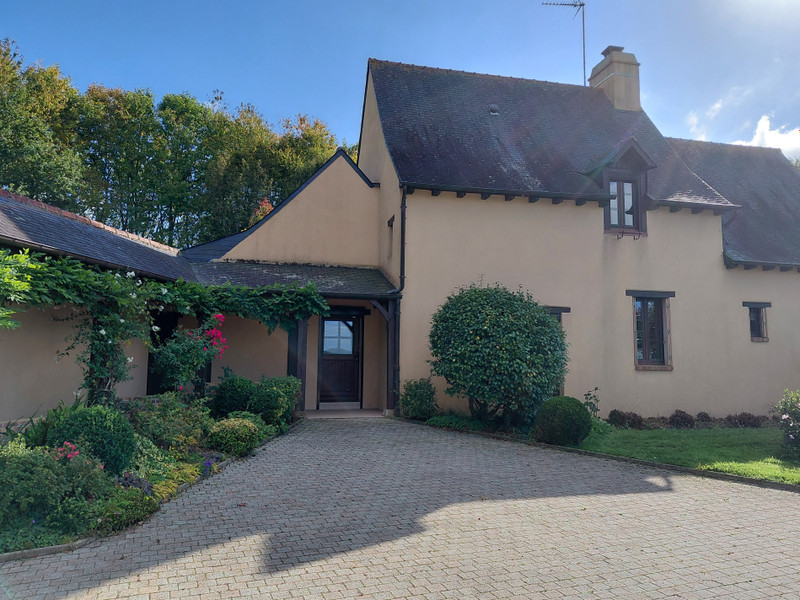 French property for sale in Saint-Launeuc, Côtes-d'Armor - €260,000 - photo 0