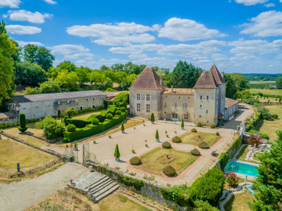 Chateau à vendre à Casteljaloux, Lot-et-Garonne, Aquitaine, avec Leggett Immobilier