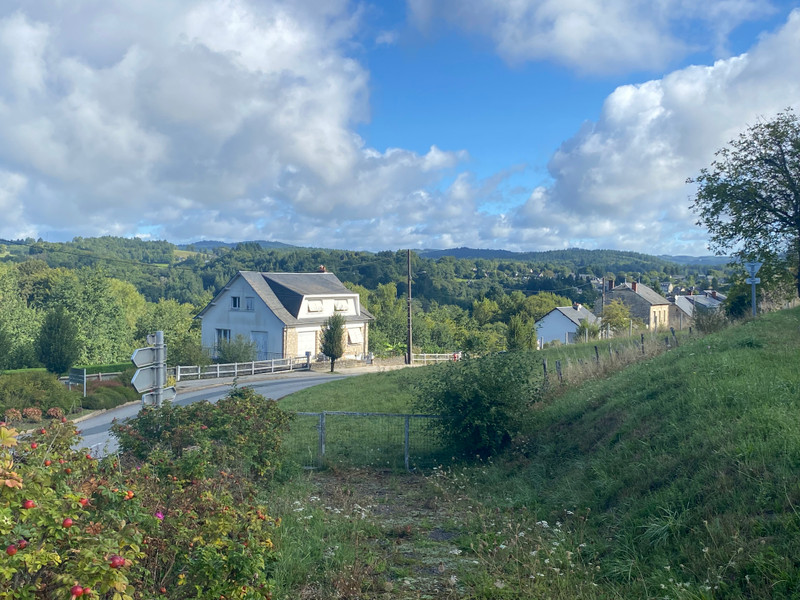 French property for sale in Treignac, Corrèze - €12,600 - photo 3