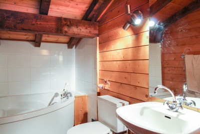 French property for sale in LES CARROZ D ARACHES, Haute-Savoie - €650,000 - photo 8
