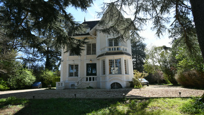 French property for sale in Bergerac, Dordogne - €783,750 - photo 2