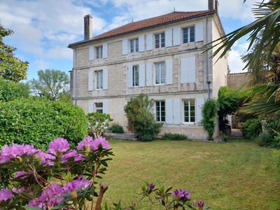 Maison à vendre à Vars, Charente, Poitou-Charentes, avec Leggett Immobilier