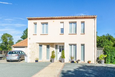house for sale in Charente-Maritime
