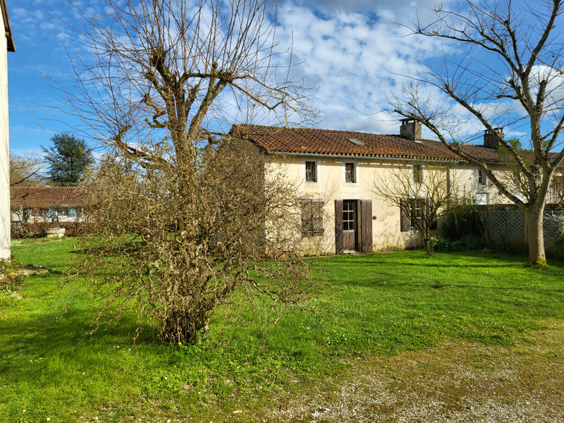 French property for sale in Blanzay, Vienne - €197,950 - photo 2