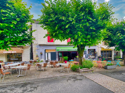 Commerce à vendre à Tocane-Saint-Apre, Dordogne, Aquitaine, avec Leggett Immobilier