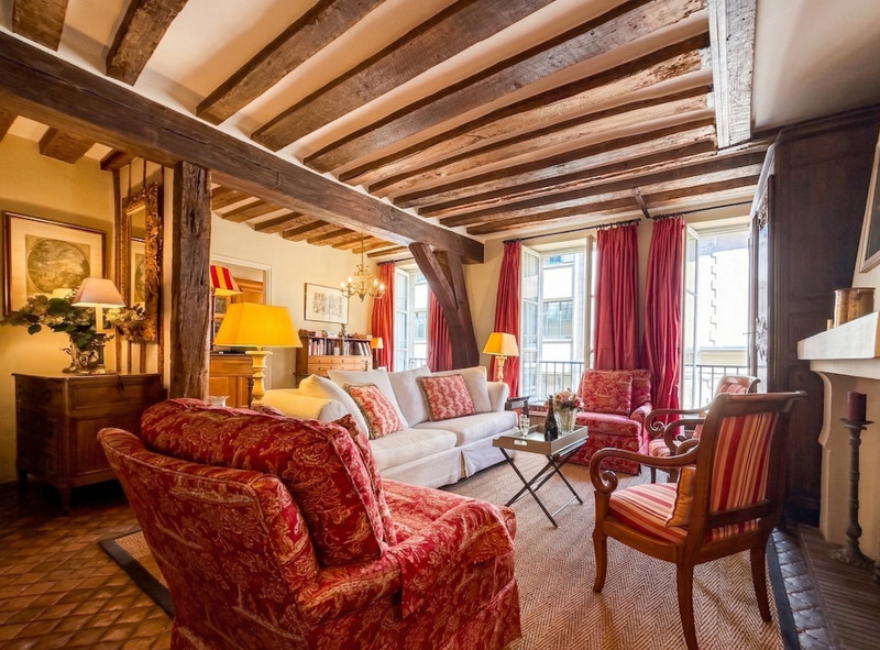 French property for sale in Paris 4e Arrondissement, Paris - €975,000
