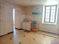 Propriété à vendre à Saint-Georges-le-Gaultier, Sarthe - 46 600 € - photo n°4