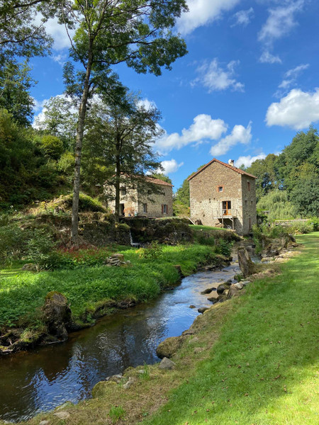 French property for sale in Aubusson, Creuse - €499,900 - photo 1