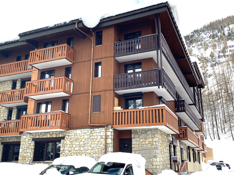 Ski property for sale in Val d'Isere - €299,000 - photo 9