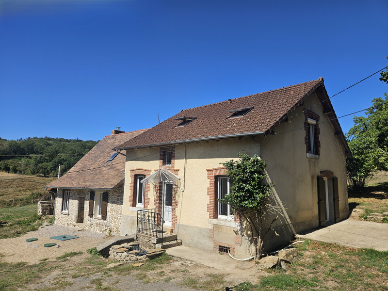 French property for sale in Rilhac-Lastours, Haute-Vienne - €235,400 - photo 0