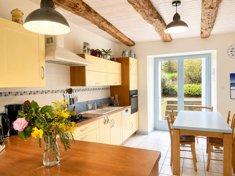 French property for sale in Merléac, Côtes-d'Armor - €337,500 - photo 3