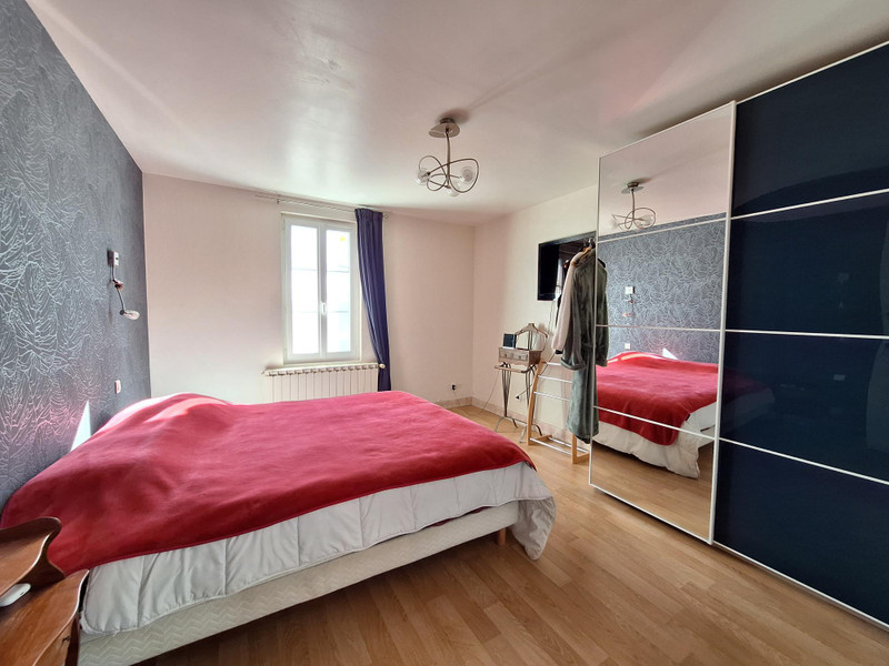 French property for sale in Tarnès, Gironde - €689,000 - photo 8
