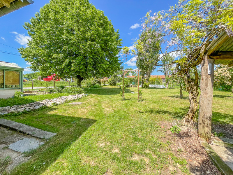 French property for sale in Montmorillon, Vienne - €129,000 - photo 4