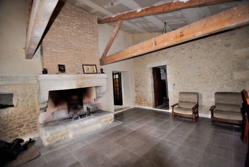 French property for sale in Doulezon, Gironde - &#8364;1,575,000 - photo 9
