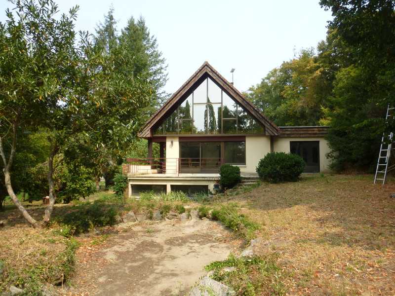 French property for sale in Gargilesse-Dampierre, Indre - €251,450 - photo 1