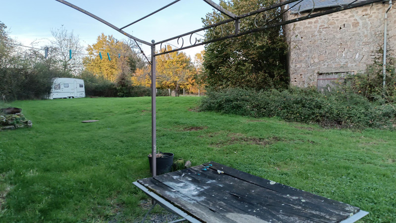 French property for sale in Lizières, Creuse - €79,200 - photo 9