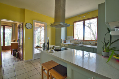 French property for sale in Laroque-Timbaut, Lot-et-Garonne - €294,250 - photo 6