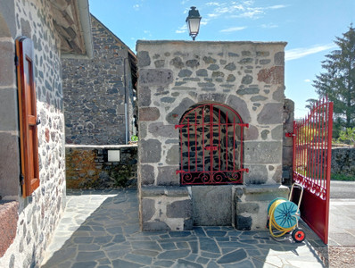 French property for sale in Saint-Martin-Valmeroux, Cantal - €379,900 - photo 9