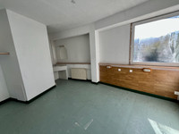 Immeuble à vendre à Le Chambon-Feugerolles, Loire - 525.000 € - photo 5