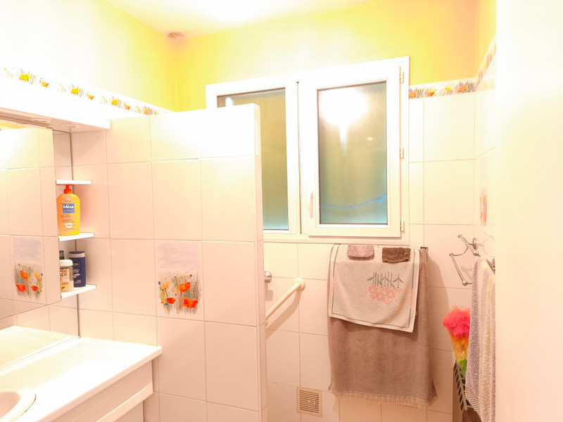 French property for sale in Marthon, Charente - €205,200 - photo 4