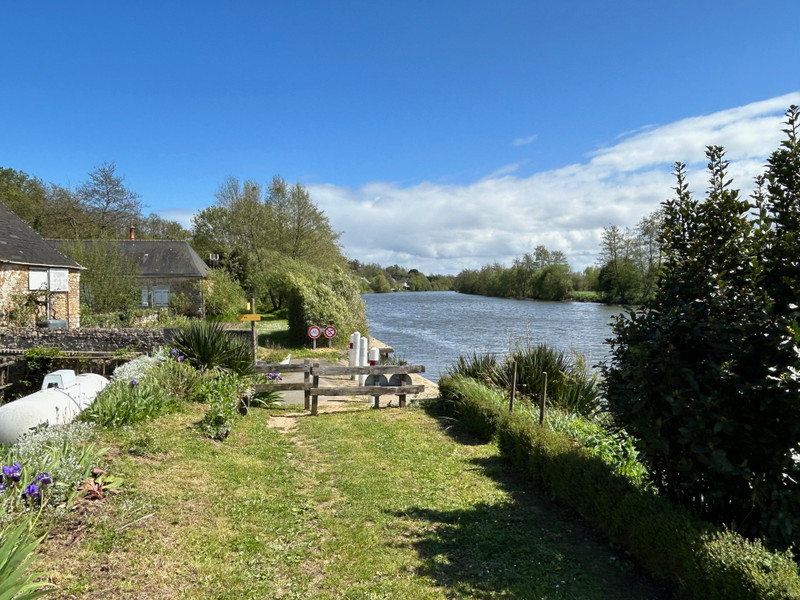 French property for sale in Avoise, Sarthe - €175,000 - photo 14