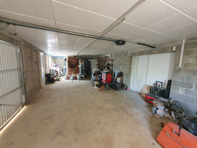 French property for sale in Pouzilhac, Gard - €320,000 - photo 9