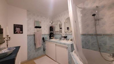 French property for sale in Saint-Laurent-de-la-Salanque, Pyrénées-Orientales - €168,000 - photo 6