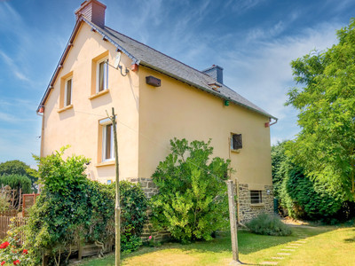 Maison à vendre à Mérillac, Côtes-d'Armor, Bretagne, avec Leggett Immobilier