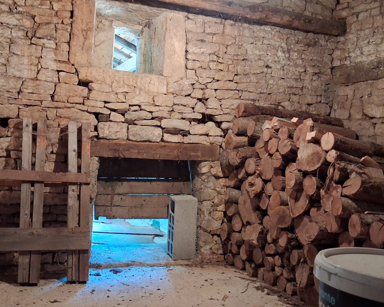 French property for sale in Blanzay, Vienne - €267,500 - photo 14
