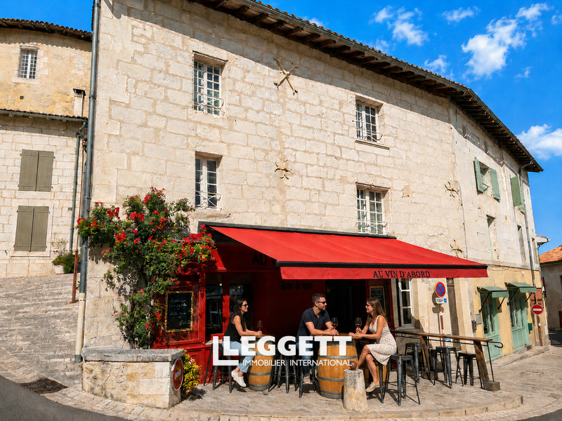 Boutique 6 pièce(s), AUBETERRE-SUR-DRONNE