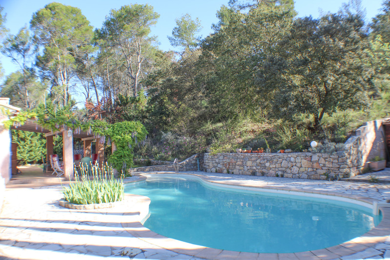 French property for sale in Entrecasteaux, Var - €548,000 - photo 5