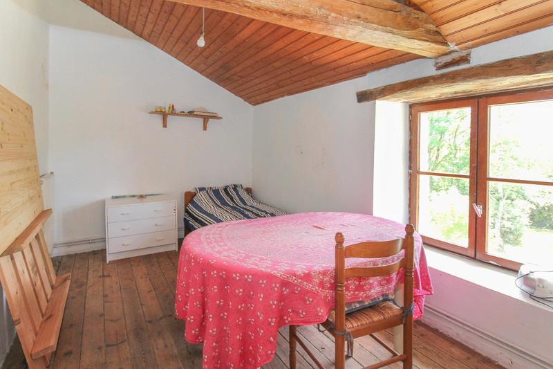 French property for sale in Chalandray, Vienne - €129,000 - photo 8