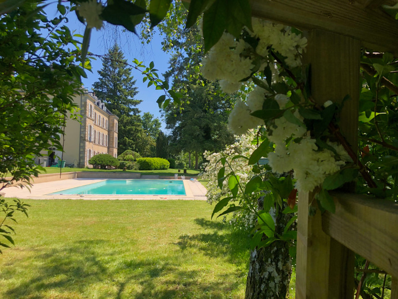 French property for sale in Limoges, Haute-Vienne - €1,199,000 - photo 9