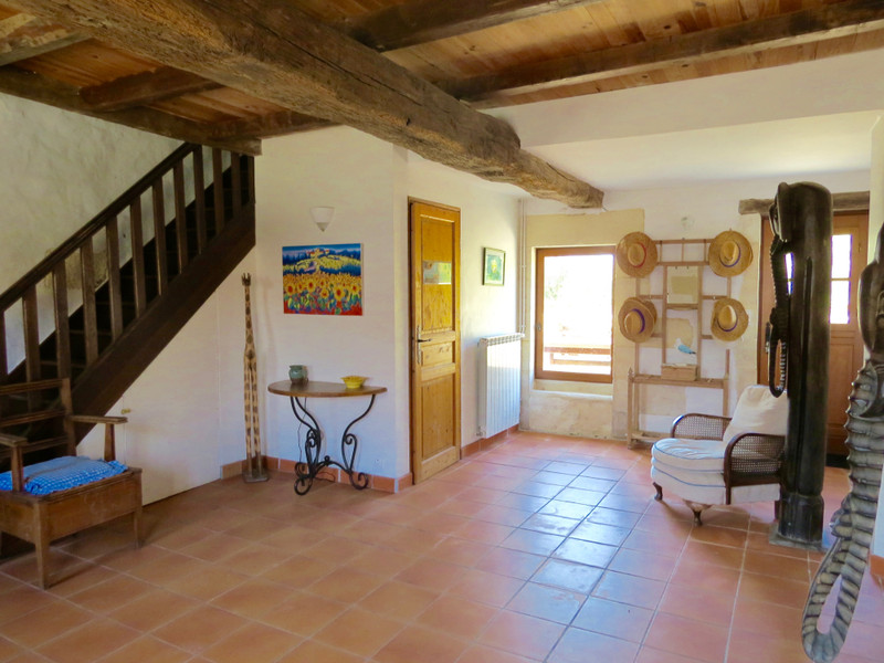 French property for sale in Saint-Savinien, Charente-Maritime - €499,900 - photo 2