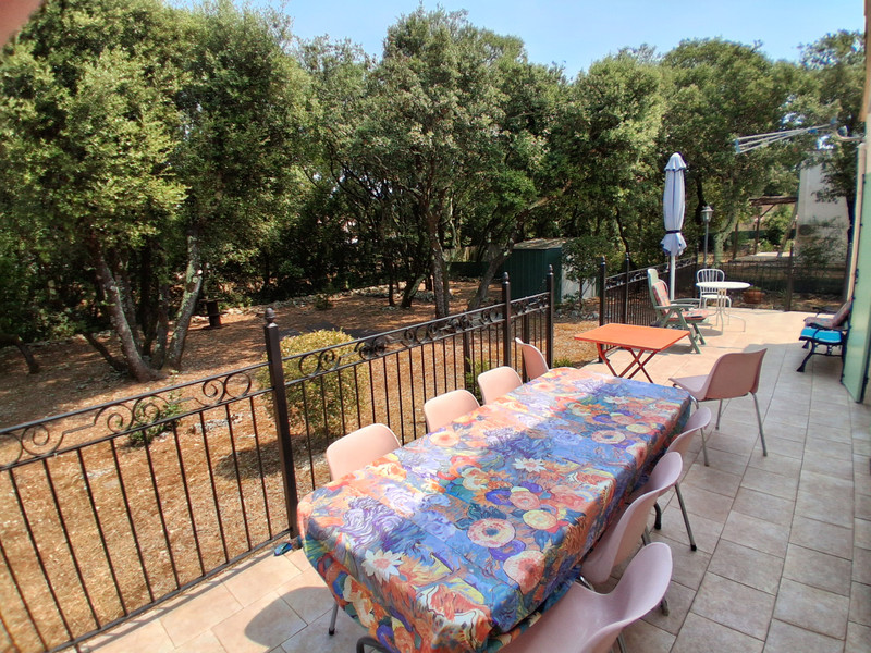 French property for sale in Méjannes-le-Clap, Gard - €232,000 - photo 2