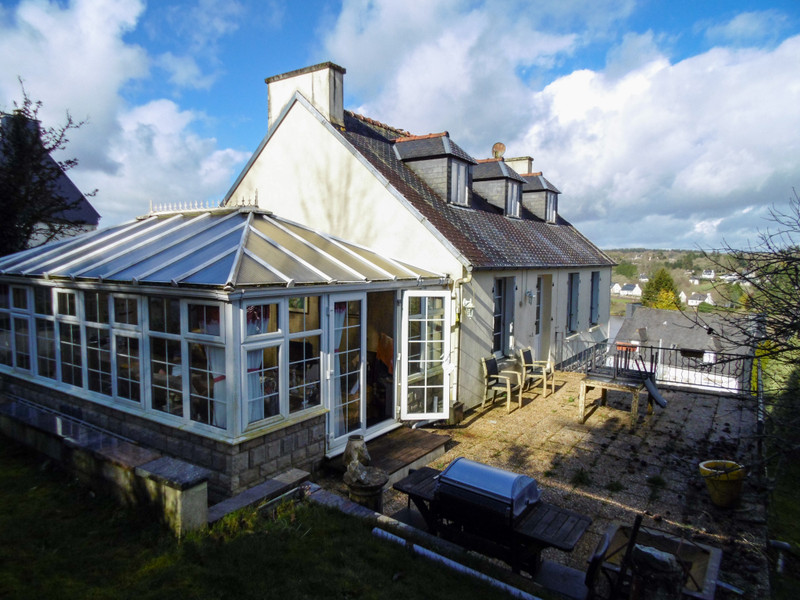 Maison à vendre en Bretagne Finistère Huelgoat Maison de 4 chambres et grande véranda avec vue Maison à vendre en Bretagne Finistère Huelgoat Maison de 4 chambres et grande véranda avec vue