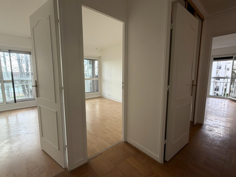 French property for sale in Vélizy-Villacoublay, Yvelines - €299,000 - photo 6